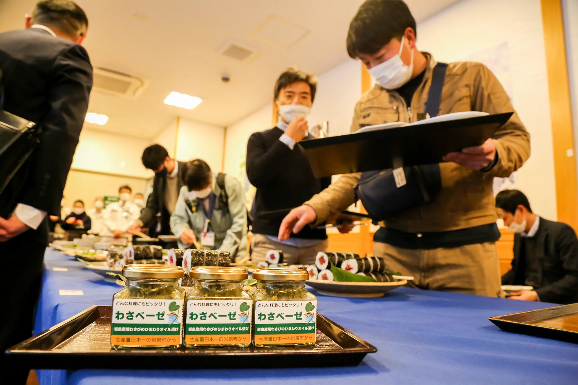 日本一の畑ワサビを使った新商品 <br>畑ワサビのオイル漬けを生産者ら