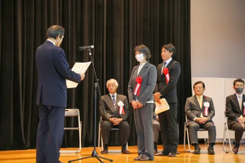 馬川さん最優秀賞に　<br>岩手県わさび品評会