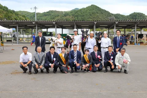 中村匡志さん、工藤淳平さん名誉賞に　<br>岩手県沿岸ホルスタイン共進会