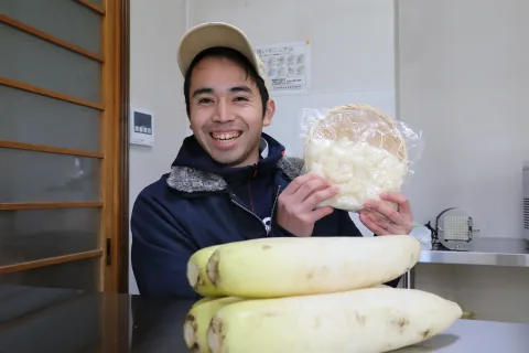 手作り漬物の製造販売始める　<br>素材生かした家庭に味で冬場の収入に