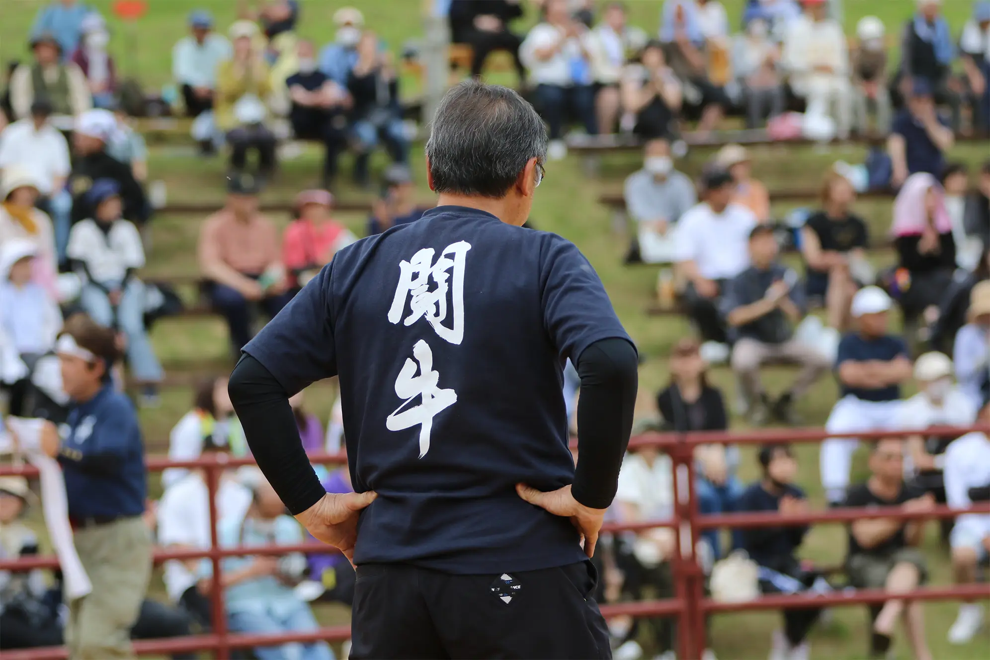平庭闘牛大会つつじ場所のようす