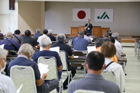 ９月中旬に適期　<br>銀河のしずく刈り取り指導会