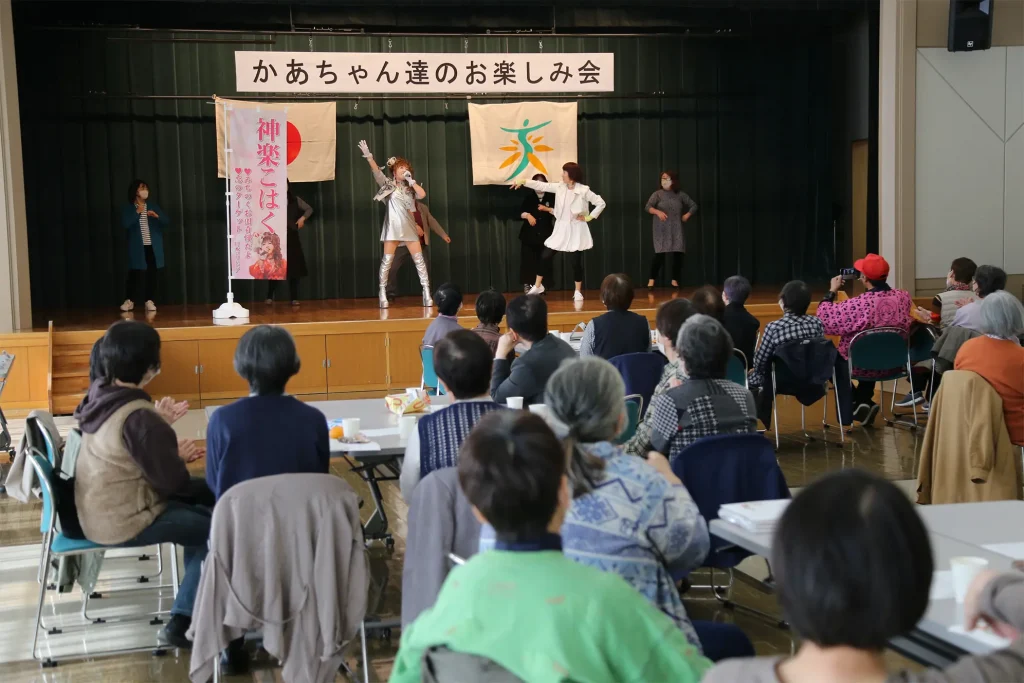 かあちゃん達のお楽しみ会のようす