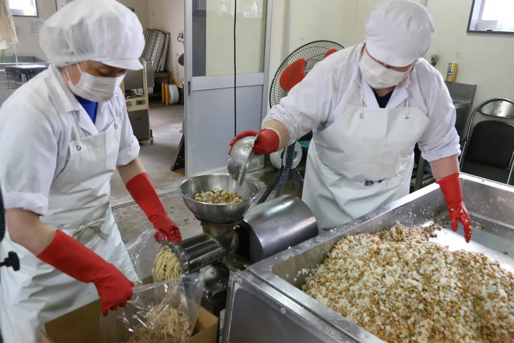 味噌の仕込みの様子